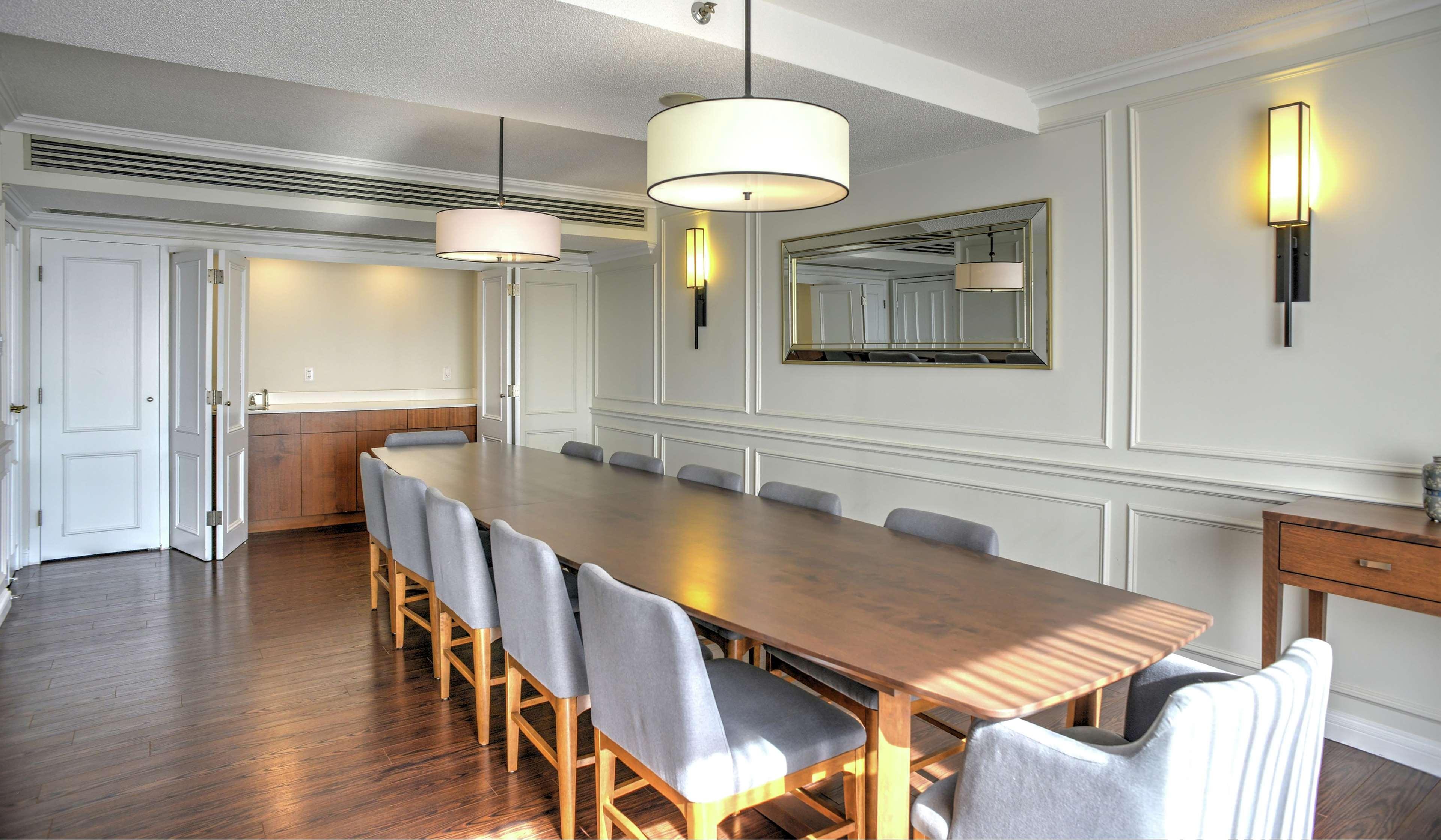 Doubletree By Hilton London Hotel Buitenkant foto