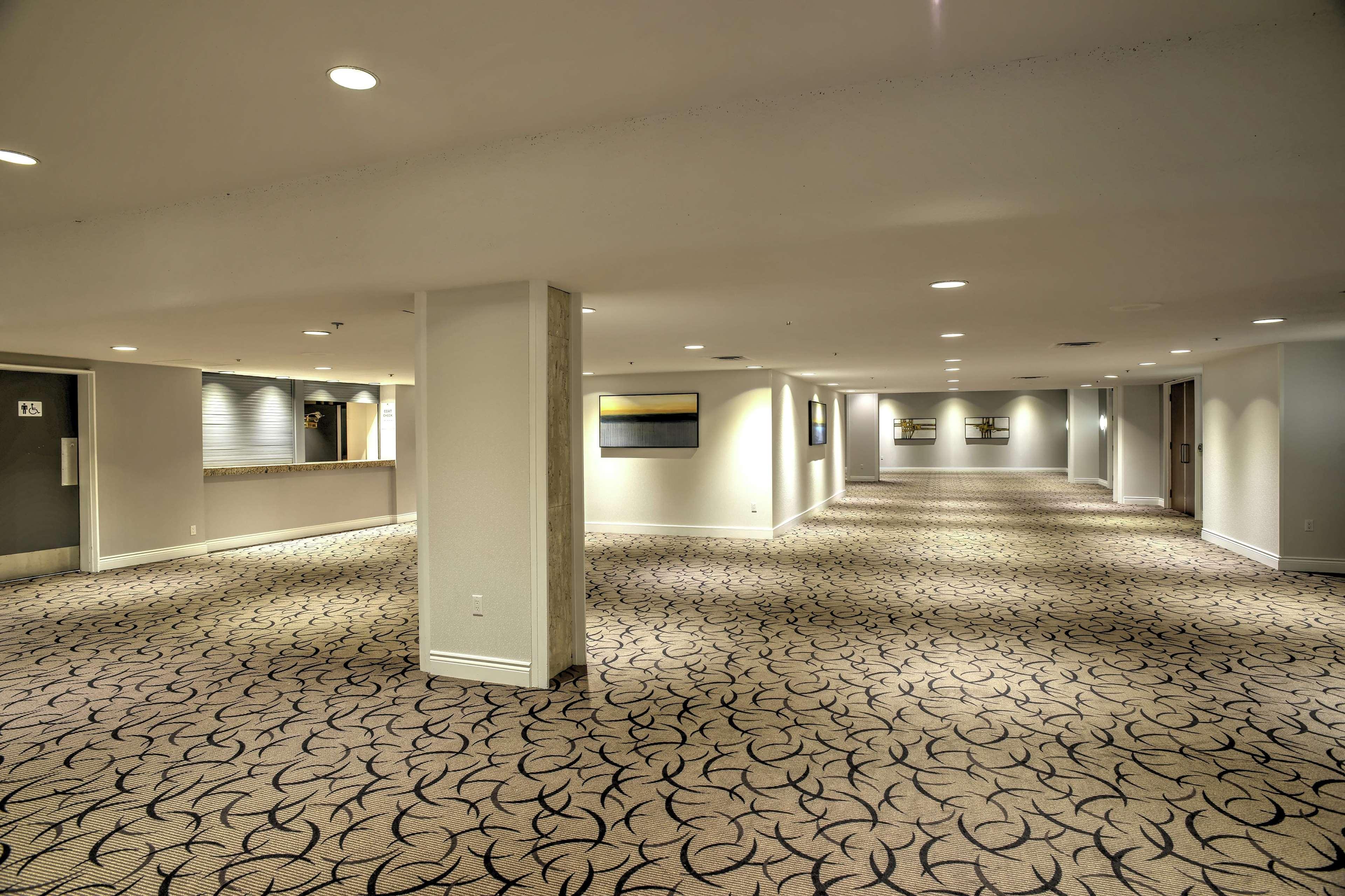 Doubletree By Hilton London Hotel Buitenkant foto