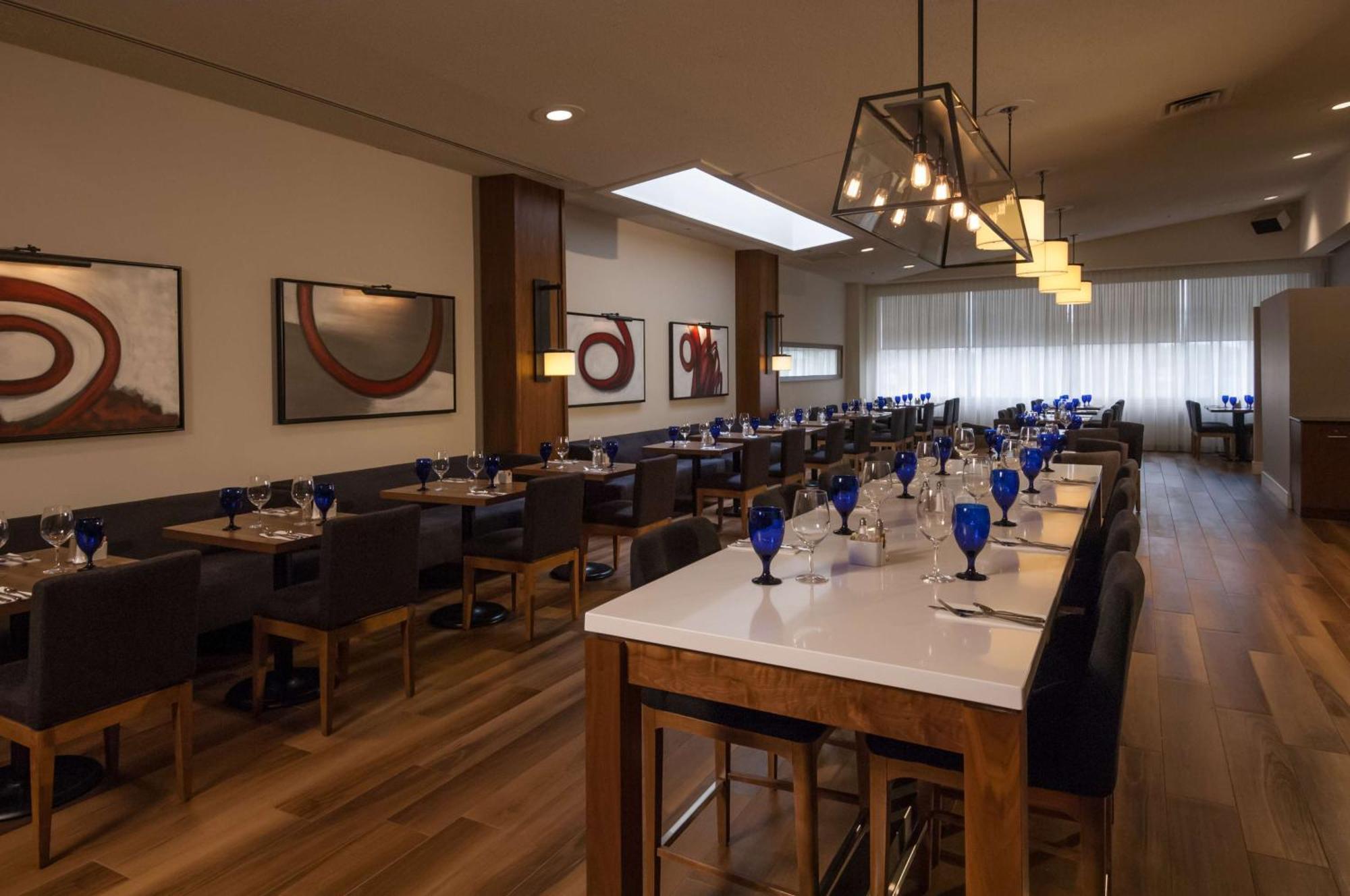 Doubletree By Hilton London Hotel Buitenkant foto