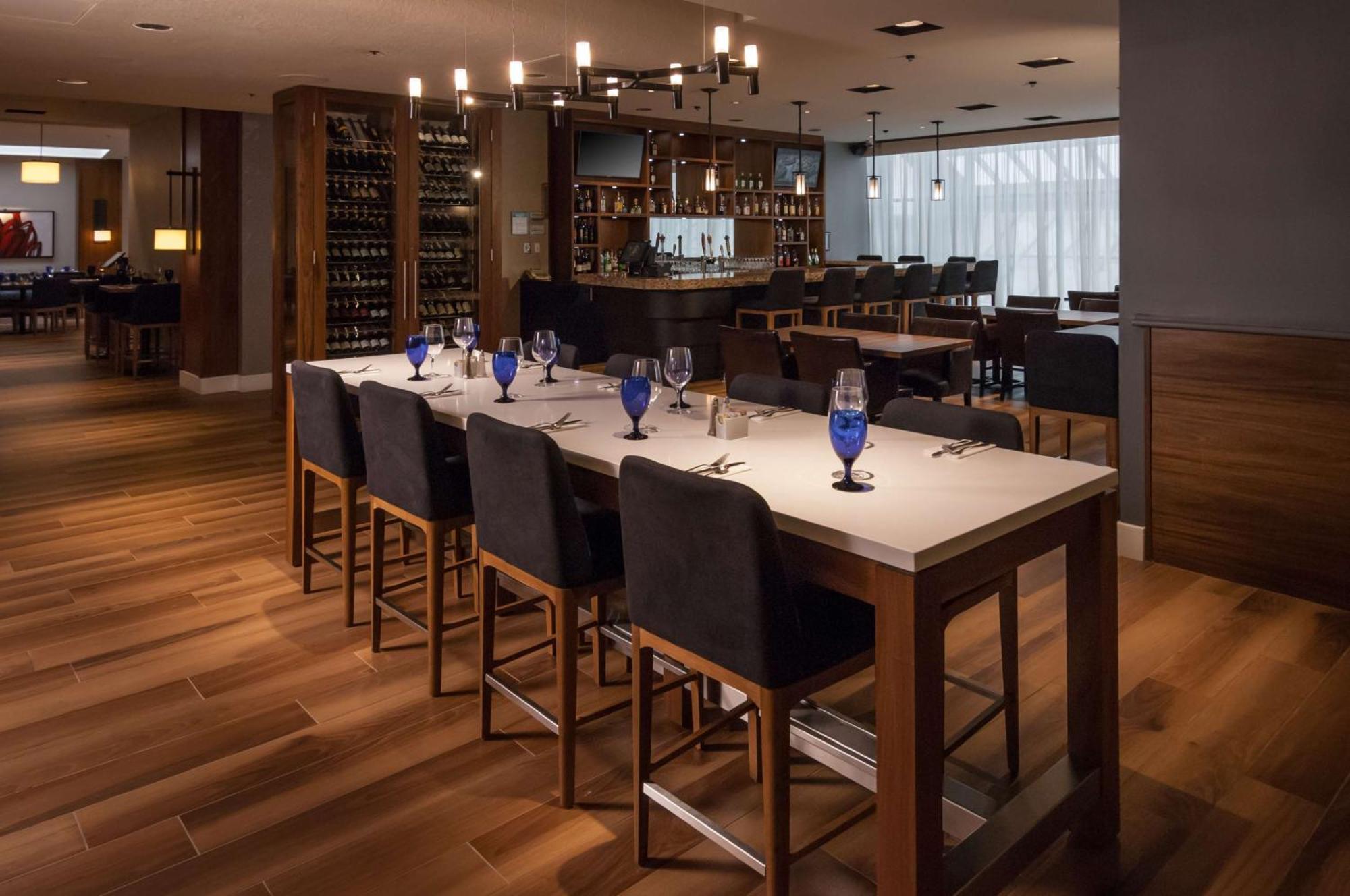 Doubletree By Hilton London Hotel Buitenkant foto