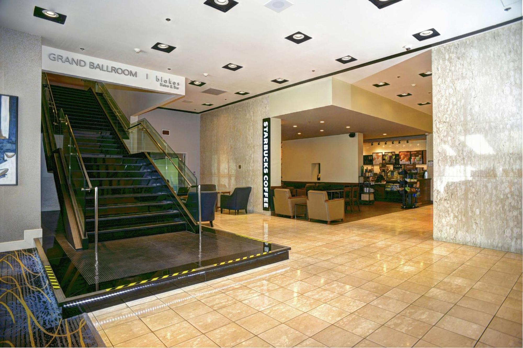 Doubletree By Hilton London Hotel Buitenkant foto