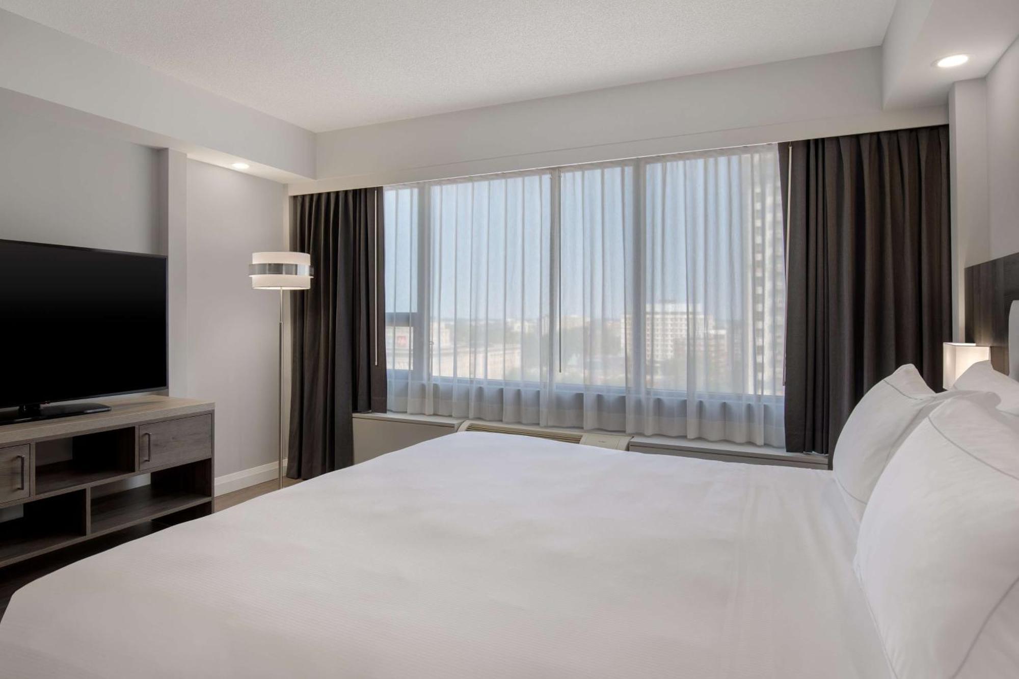 Doubletree By Hilton London Hotel Buitenkant foto